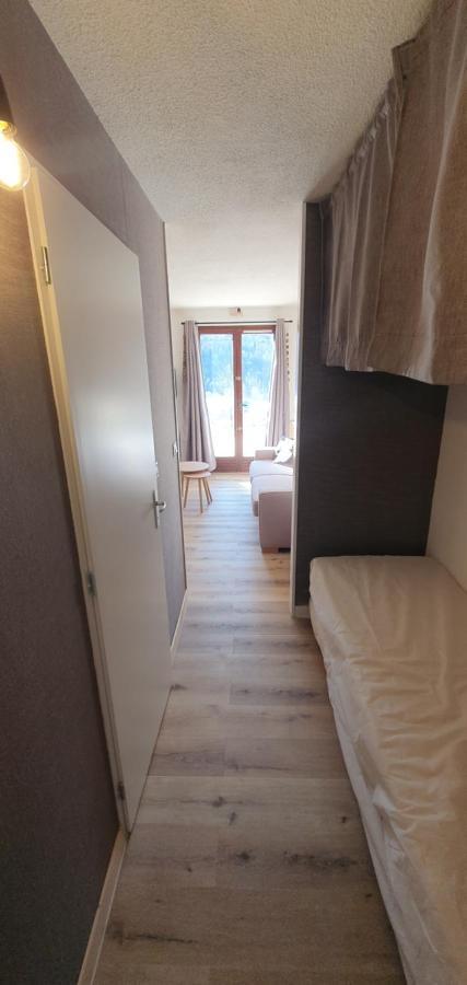 De Charme Au Melezet, Les Orres. Plein Sud. Apartment