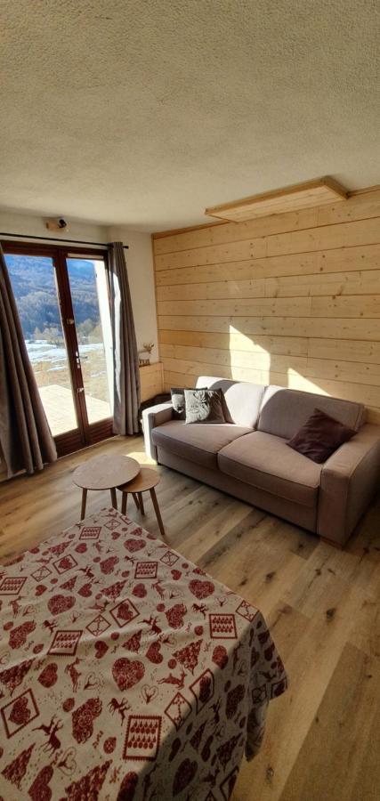 Appartement De Charme Au Melezet, Les Orres. Plein Sud. *